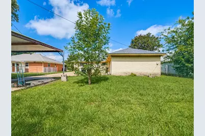 6307 Stonewall Street, Greenville, TX 75402 - Photo 17