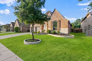 6916 Barolo Dr, Rowlett, TX 75088 - Photo 3