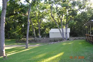 1628 Riverway Ln, Lancaster, TX 75146 - Photo 3