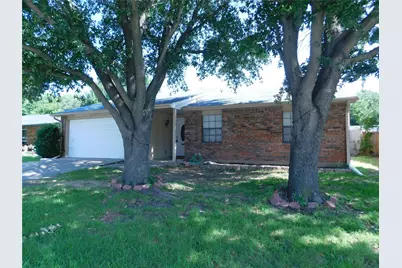 5529 Gates Drive, The Colony, TX 75056 - Photo 3