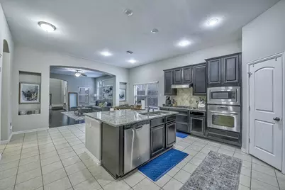 3904 Deer Lake Drive, McKinney, TX 75071 - Photo 9