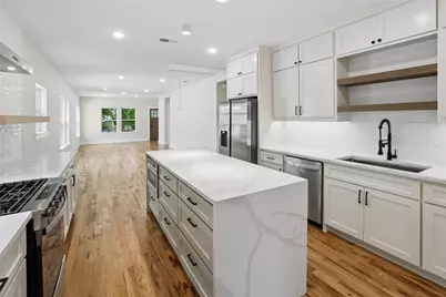 627 S Willomet Avenue, Dallas, TX 75208 - Photo 9