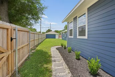 627 S Willomet Avenue, Dallas, TX 75208 - Photo 33
