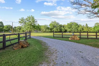 1045 Middle Road, Denison, TX 75021 - Photo 35
