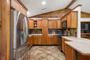 1045 Middle Rd, Denison, TX 75021 - Photo 9