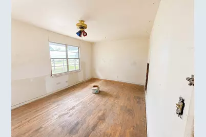 1429 Remington Street, Graham, TX 76450 - Photo 5