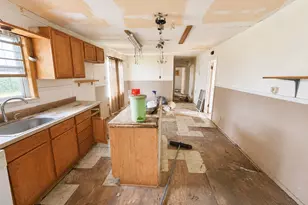 1429 Remington St, Graham, TX 76450 - Photo 7