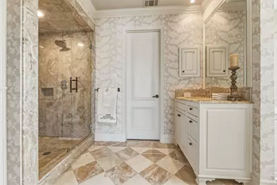 3535 Gillespie Street #704, Dallas, TX 75219 - Photo 19