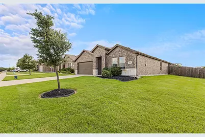 207 Dartmouth Avenue, Farmersville, TX 75442 - Photo 3