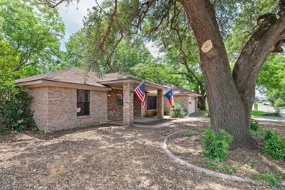 1017 Meadowlark Lane, Granbury, TX 76048 - Photo 3