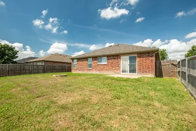 324 Broken Bow Drive, Krum, TX 76249 - Photo 5
