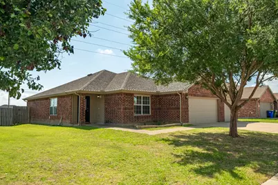 324 Broken Bow Drive, Krum, TX 76249 - Photo 3