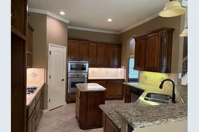 2207 Canterbury Drive, Mansfield, TX 76063 - Photo 13