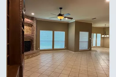 2207 Canterbury Drive, Mansfield, TX 76063 - Photo 9