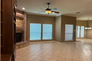 2207 Canterbury Dr, Mansfield, TX 76063 - Photo 9