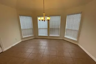 1601 White Willow Ln, Arlington, TX 76002 - Photo 11