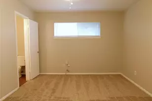 217 Mockingbird Ln, Denton, TX 76209 - Photo 9