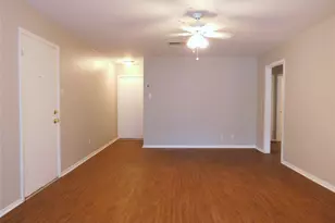 217 Mockingbird Ln, Denton, TX 76209 - Photo 3
