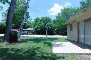 217 Mockingbird Ln, Denton, TX 76209 - Photo 17