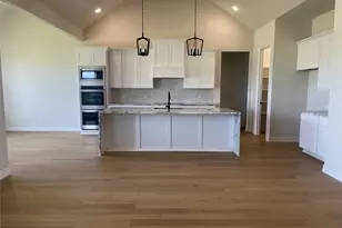 2441 Tyler Wade Trl, Waxahachie, TX 75167 - Photo 3