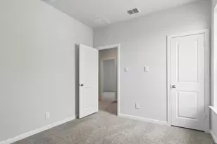 629 Harvey St, Grandview, TX 76050 - Photo 33