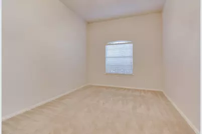 1133 Hillwood Drive, Saginaw, TX 76179 - Photo 7