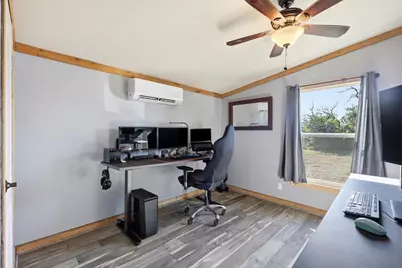 336 Cowboys Lane, Springtown, TX 76082 - Photo 21