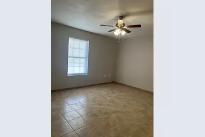 3272 Tesoro Loop #1, Eagle Pass, TX 78852 - Photo 5