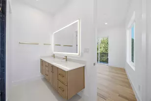 4605 Belmont Ave, Dallas, TX 75204 - Photo 29