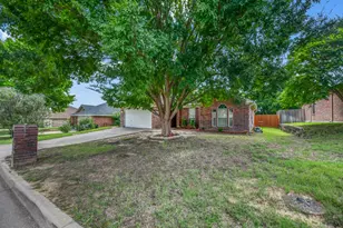 210 Wellington Trail, Weatherford, TX 76085 - Photo 3