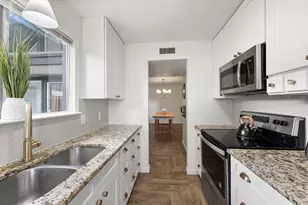 4601 Country Creek Dr, Dallas, TX 75236 - Photo 9