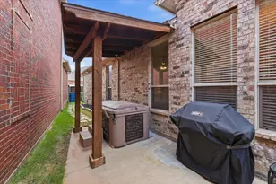 2449 Embleton Dr, Lewisville, TX 75067 - Photo 33