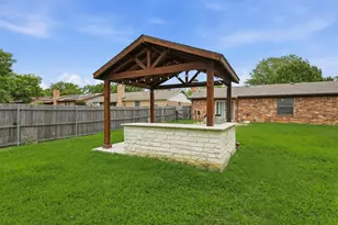 6536 Windrock, Watauga, TX 76148 - Photo 21