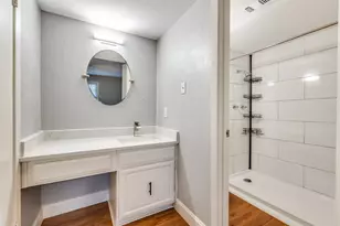 8560 Park Ln, Dallas, TX 75231 - Photo 17