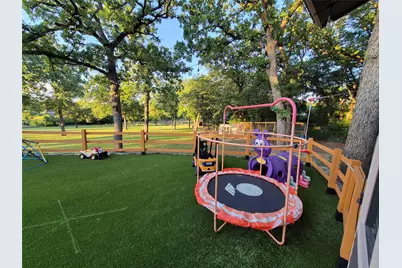 4505 Hunters Glen Court, Granbury, TX 76048 - Photo 3