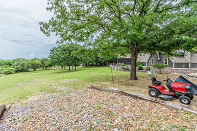 4505 Hunters Glen Court, Granbury, TX 76048 - Photo 29
