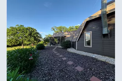 4505 Hunters Glen Court, Granbury, TX 76048 - Photo 11