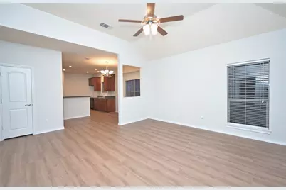 1204 Varacruz Drive, Arlington, TX 76010 - Photo 13