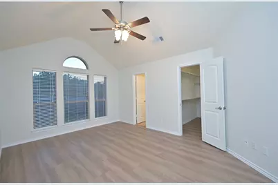 1204 Varacruz Drive, Arlington, TX 76010 - Photo 19
