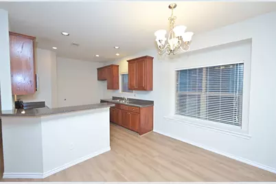 1204 Varacruz Drive, Arlington, TX 76010 - Photo 5