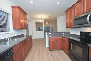 1204 Varacruz Dr, Arlington, TX 76010 - Photo 7