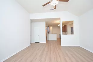 1204 Varacruz Dr, Arlington, TX 76010 - Photo 17