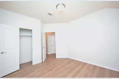 1204 Varacruz Drive, Arlington, TX 76010 - Photo 33