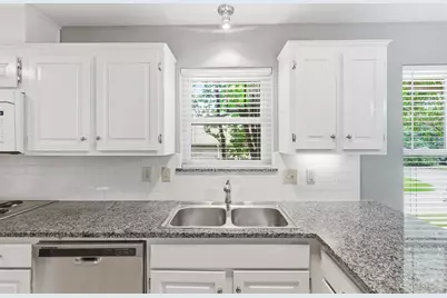 4545 Hartford Drive, Plano, TX 75093 - Photo 7