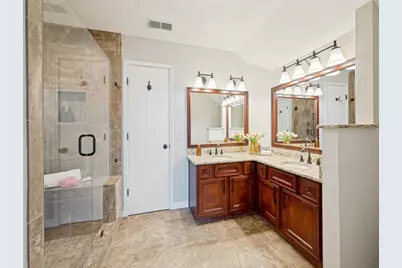 2514 Meadowview Drive, Corinth, TX 76210 - Photo 17