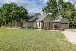 210 Co Rd 2696, Alvord, TX 76225 - Photo 31