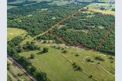 210 County Road 2696, Alvord, TX 76225 - Photo 3
