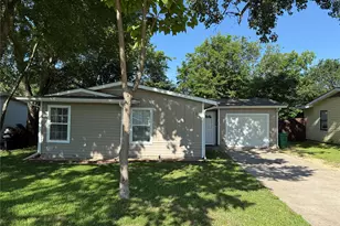303 Ridgefield Cir, Mesquite, TX 75149 - Photo 1