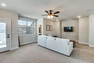 1040 Tea Olive Ln, Dallas, TX 75212 - Photo 11