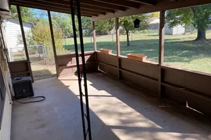 2371 Moore St, Abilene, TX 79605 - Photo 9